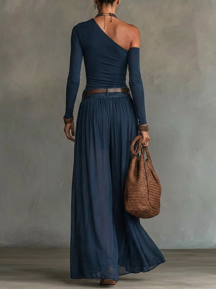 Marta – completo in tulle blu scuro che snellisce
