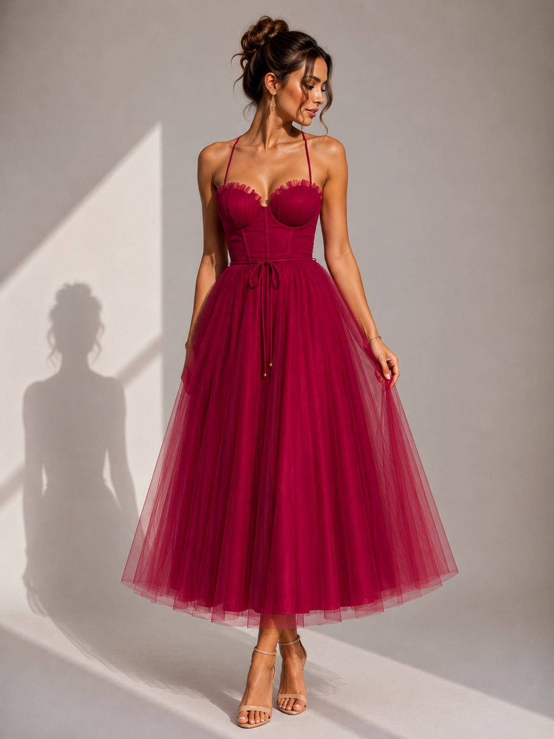 Brigitta | Elegante abito midi in tulle con schiena scoperta e dettaglio a bustino