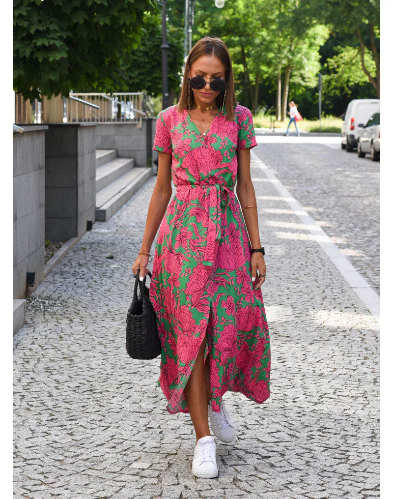 Rita - Elegante abito con scollo a V e linea modellante