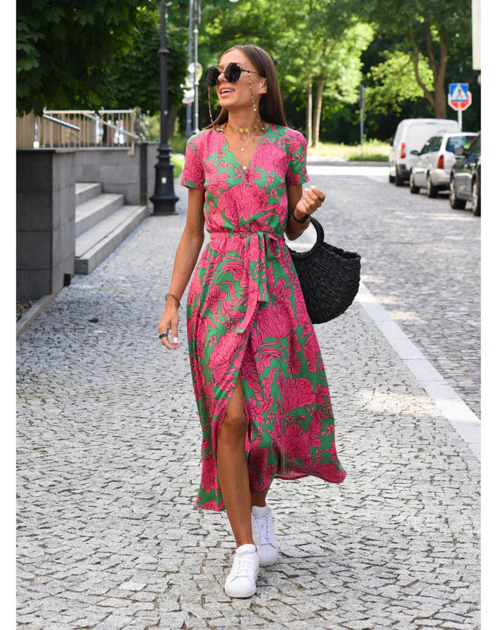 Rita - Elegante abito con scollo a V e linea modellante