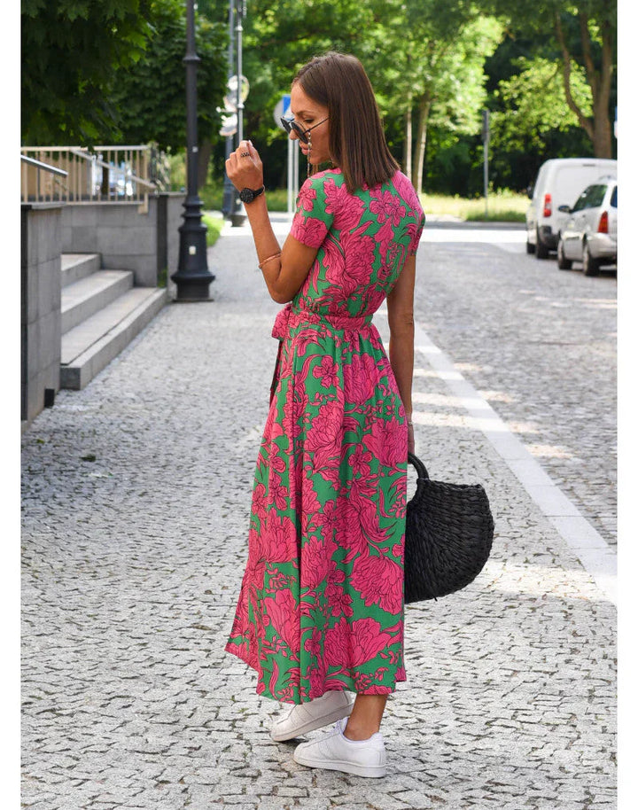 Rita - Elegante abito con scollo a V e linea modellante